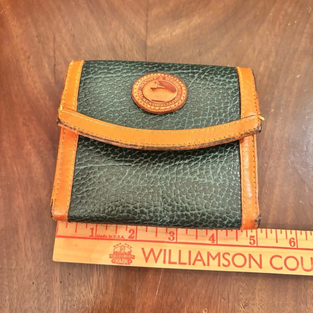 Dooney & Bourke All Weather Leather Green Tan Kiss Lock Wallet Coin Purse